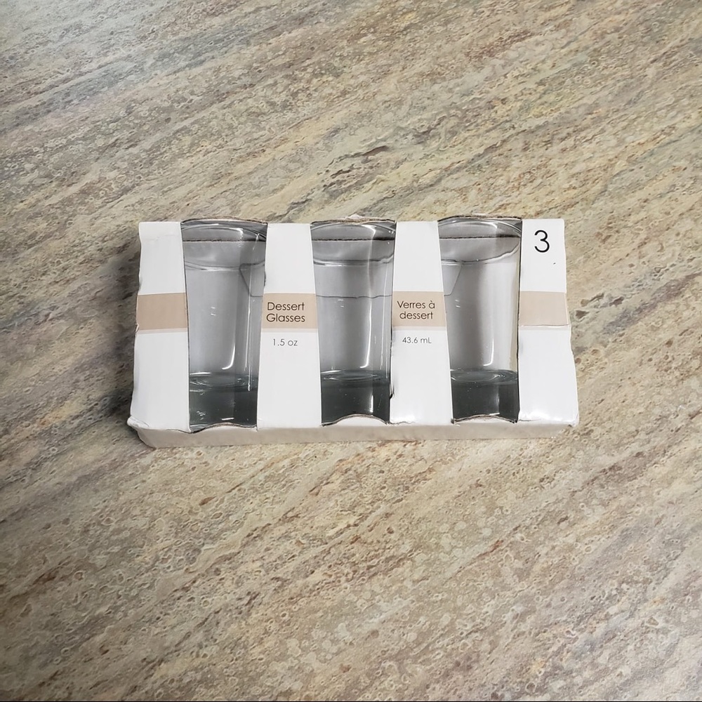 NIB 3 dessert glasses